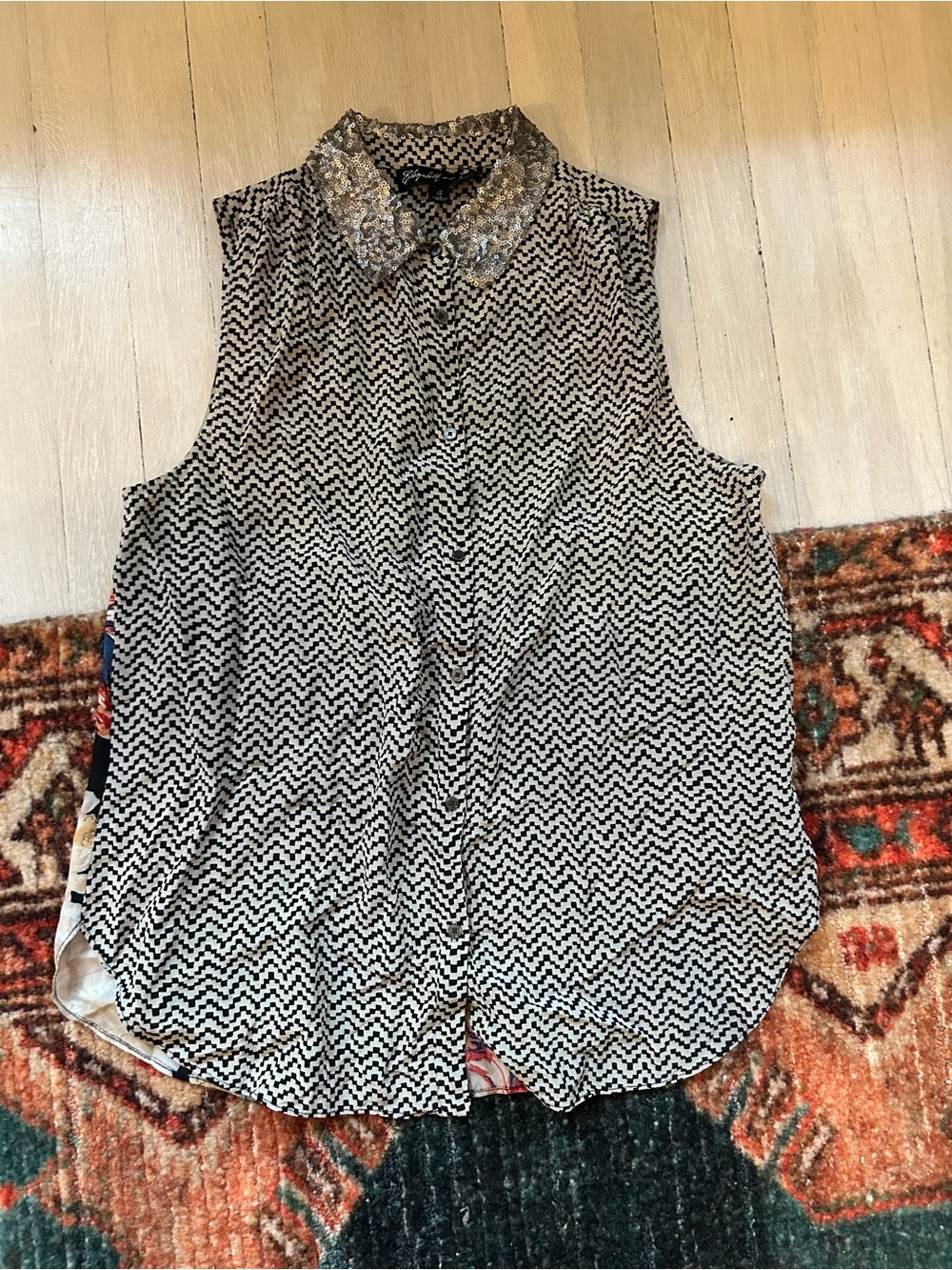 Elizabeth & James 2010 era sequin Sleeveless Chevron Blouse